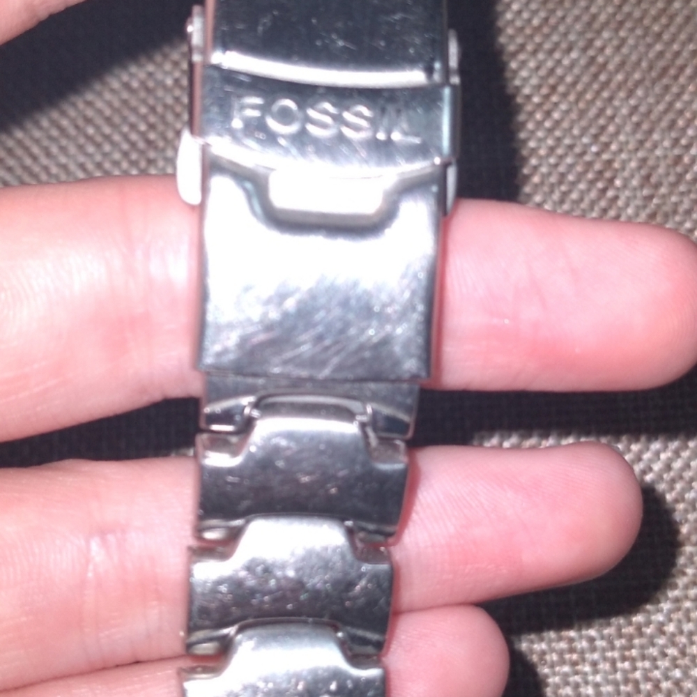 Fossil Watch - Picture 4 of 4